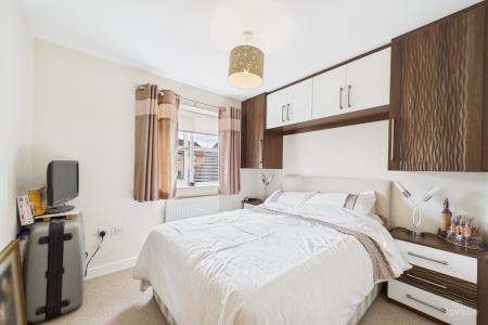 4 bedroom Semi-detached house for sale in Canberra View, Barton-upon-Humber, North Lincolnshire, DN18