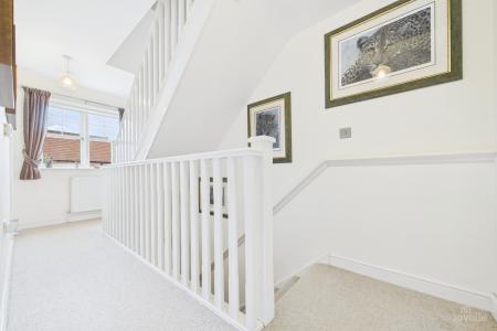 4 bedroom Semi-detached house for sale in Canberra View, Barton-upon-Humber, North Lincolnshire, DN18