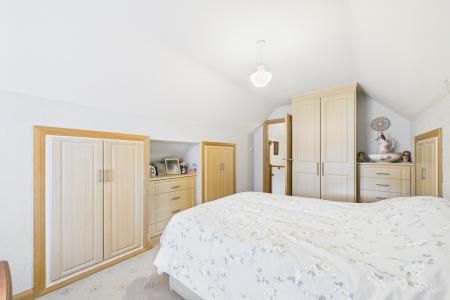 3 bedroom Detached bungalow for sale in Station Road, Ulceby, North Lincolnshire, DN39
