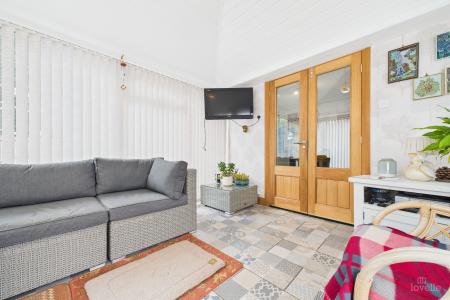 3 bedroom Detached bungalow for sale in Station Road, Ulceby, North Lincolnshire, DN39