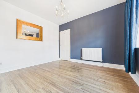 2 bedroom End of terrace house for sale in Chapel Street, Goxhill, North Lincolnshire, DN19