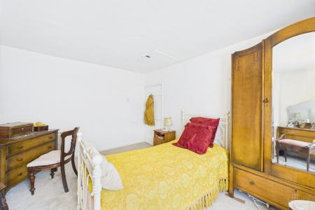 2 bedroom End of terrace house for sale in Whitecross Street, Barton-upon-Humber, North Lincolnshire, DN18