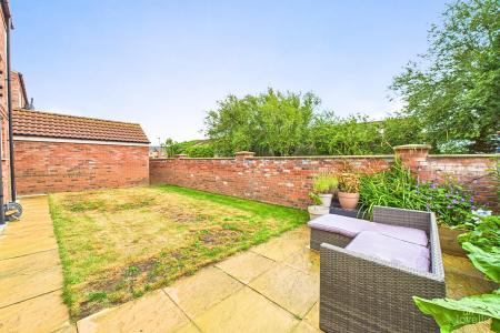 4 bedroom Detached house for sale in St Chads Way, Barton-upon-Humber, North Lincolnshire, DN18