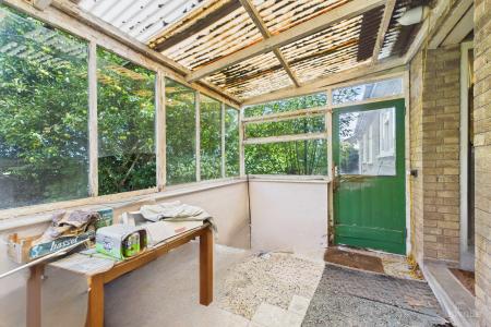 3 bedroom Detached bungalow for sale in Westfield Road, Barton-upon-Humber, North Lincolnshire, DN18