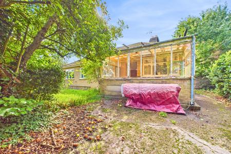 3 bedroom Detached bungalow for sale in Westfield Road, Barton-upon-Humber, North Lincolnshire, DN18
