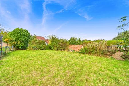 2 bedroom End of terrace house for sale in Pasture Road, Barton-upon-Humber, North Lincolnshire, DN18