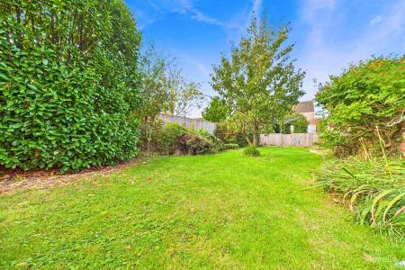 2 bedroom End of terrace house for sale in Pasture Road, Barton-upon-Humber, North Lincolnshire, DN18