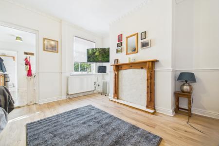 2 bedroom End of terrace house for sale in Pasture Road, Barton-upon-Humber, North Lincolnshire, DN18