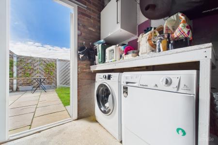 3 bedroom Semi-detached house for sale in Minerva Walk, Barton-upon-Humber, North Lincolnshire, DN18