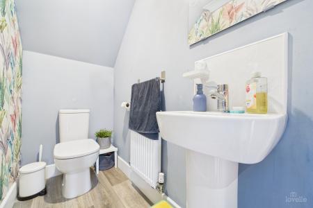 3 bedroom Semi-detached house for sale in Minerva Walk, Barton-upon-Humber, North Lincolnshire, DN18