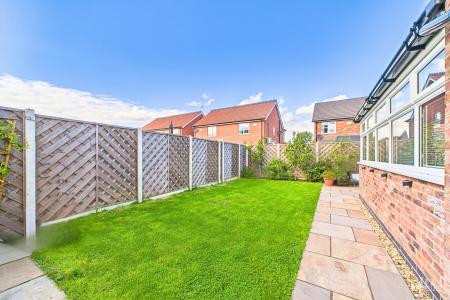 3 bedroom Semi-detached house for sale in Minerva Walk, Barton-upon-Humber, North Lincolnshire, DN18