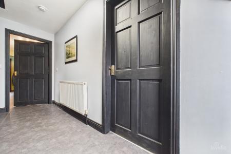 3 bedroom Detached house for sale in Overton Court, Barton-upon-Humber, North Lincolnshire, DN18