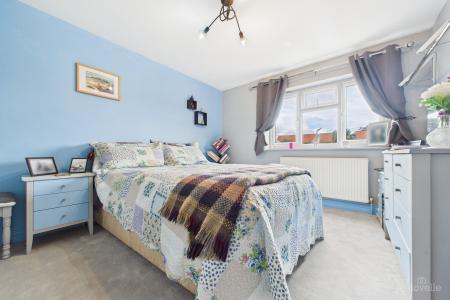 3 bedroom Detached house for sale in Overton Court, Barton-upon-Humber, North Lincolnshire, DN18