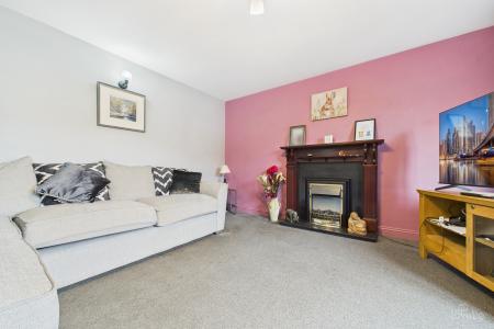 3 bedroom Detached house for sale in Overton Court, Barton-upon-Humber, North Lincolnshire, DN18
