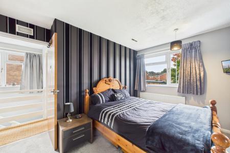 3 bedroom Semi-detached house for sale in Lodge Avenue, Barton-upon-Humber, North Lincolnshire, DN18