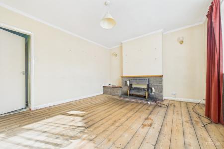 2 bedroom Detached bungalow for sale in Hawthorn Gate, Barton-upon-Humber, North Lincolnshire, DN18