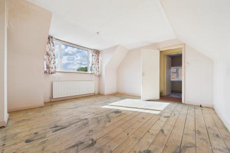 2 bedroom Detached bungalow for sale in Hawthorn Gate, Barton-upon-Humber, North Lincolnshire, DN18