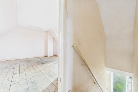 2 bedroom Detached bungalow for sale in Hawthorn Gate, Barton-upon-Humber, North Lincolnshire, DN18