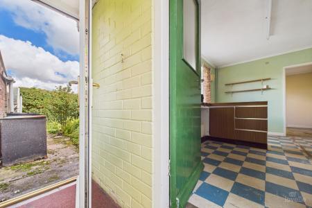 2 bedroom Detached bungalow for sale in Hawthorn Gate, Barton-upon-Humber, North Lincolnshire, DN18