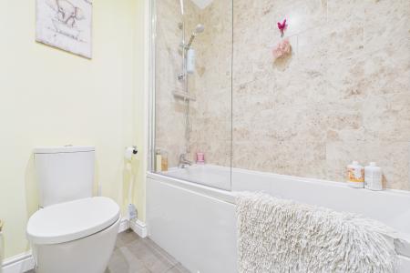 2 bedroom Terraced House for sale in Clipson Crest, Barton-upon-Humber, North Lincolnshire, DN18