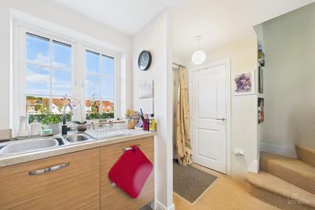 2 bedroom Terraced House for sale in Clipson Crest, Barton-upon-Humber, North Lincolnshire, DN18