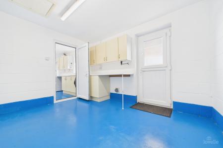 2 bedroom Detached bungalow for sale in Soff Lane, Goxhill, North Lincolnshire, DN19