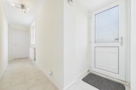 2 bedroom Detached bungalow for sale in Soff Lane, Goxhill, North Lincolnshire, DN19