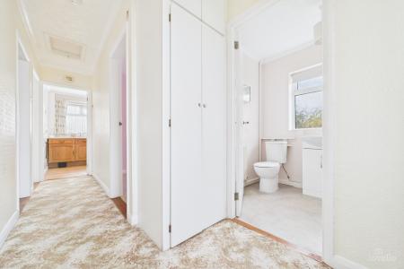 2 bedroom Semi-detached bungalow for sale in Cross Street, Barrow-upon-Humber, North Lincolnshire, DN19