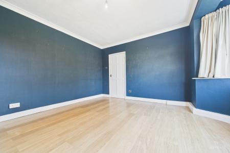 3 bedroom Semi-detached house for sale in Tofts Road, Barton-upon-Humber, North Lincolnshire, DN18