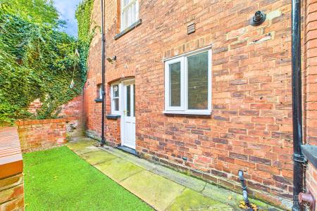3 bedroom Terraced House for sale in Whitecross Street, Barton-upon-Humber, North Lincolnshire, DN18