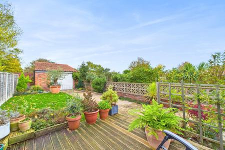 2 bedroom End of terrace house for sale in Marsh Lane, Barton-upon-Humber, North Lincolnshire, DN18