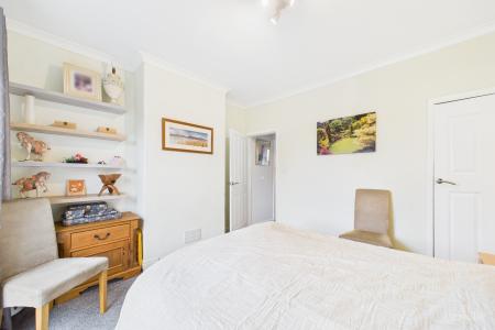 2 bedroom End of terrace house for sale in Marsh Lane, Barton-upon-Humber, North Lincolnshire, DN18