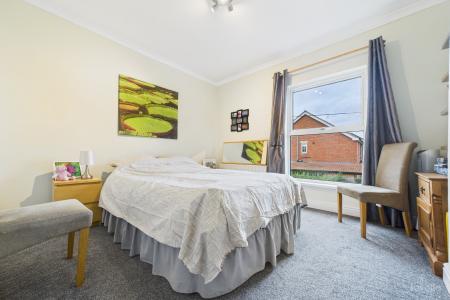 2 bedroom End of terrace house for sale in Marsh Lane, Barton-upon-Humber, North Lincolnshire, DN18