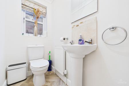 3 bedroom Detached house for sale in Bayleaf Lane, Barton-upon-Humber, North Lincolnshire, DN18