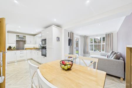 3 bedroom Detached house for sale in Bayleaf Lane, Barton-upon-Humber, North Lincolnshire, DN18