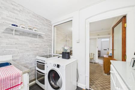 2 bedroom End of terrace house for sale in Butts Road, Barton-upon-Humber, North Lincolnshire, DN18