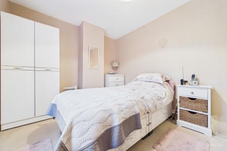 2 bedroom End of terrace house for sale in Butts Road, Barton-upon-Humber, North Lincolnshire, DN18