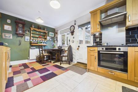 2 bedroom Semi-detached house for sale in Whitecross Street, Barton-upon-Humber, North Lincolnshire, DN18