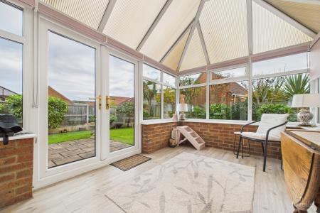 2 bedroom Detached bungalow for sale in Bramley Close, Barton-upon-Humber, North Lincolnshire, DN18