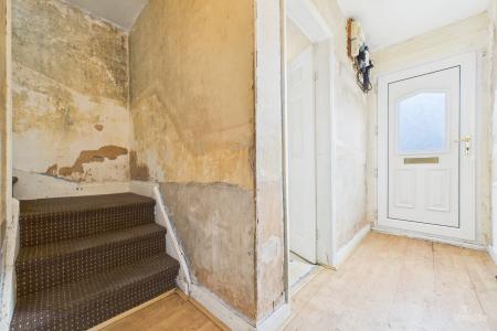 3 bedroom Semi-detached house for sale in Barrow Road, New Holland, North Lincolnshire, DN19