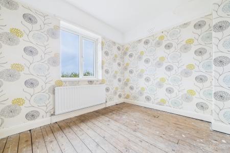 3 bedroom Semi-detached house for sale in Barrow Road, New Holland, North Lincolnshire, DN19