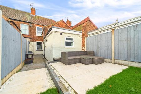 3 bedroom Terraced House for sale in West Acridge, Barton-upon-Humber, North Lincolnshire, DN18