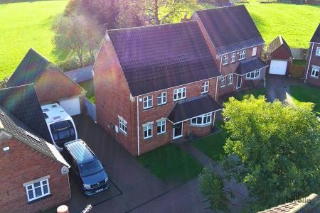 4 bedroom Detached house for sale in Briar Court, Goxhill, North Lincolnshire, DN19