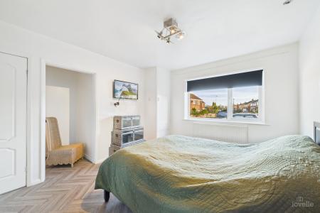 2 bedroom Semi-detached bungalow for sale in Western Drive, Barton-upon-Humber, North Lincolnshire, DN18