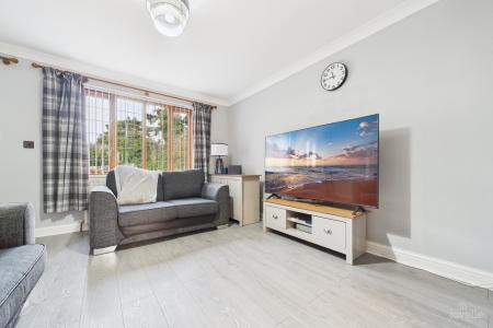 2 bedroom Semi-detached house for sale in Saddle Close, Goxhill, North Lincolnshire, DN19