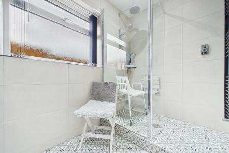 3 bedroom Detached bungalow for sale in Killicks Rise, Barton-upon-Humber, North Lincolnshire, DN18