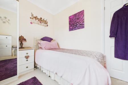 3 bedroom Detached bungalow for sale in Killicks Rise, Barton-upon-Humber, North Lincolnshire, DN18