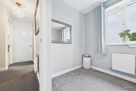 4 bedroom Detached house for sale in Poppyfield Way, Winterton, North Lincolnshire, DN15