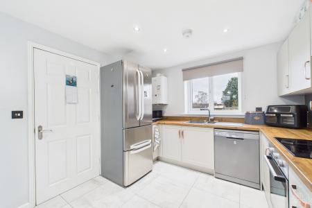 4 bedroom Detached house for sale in Poppyfield Way, Winterton, North Lincolnshire, DN15