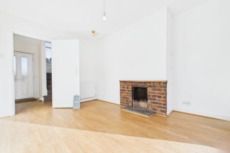 3 bedroom Terraced House for sale in Red Lane, South Ferriby, North Lincolnshire, DN18